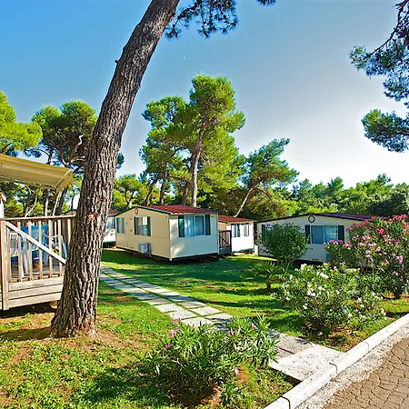 ホリデーパーク Arena Indije Mobile Homes