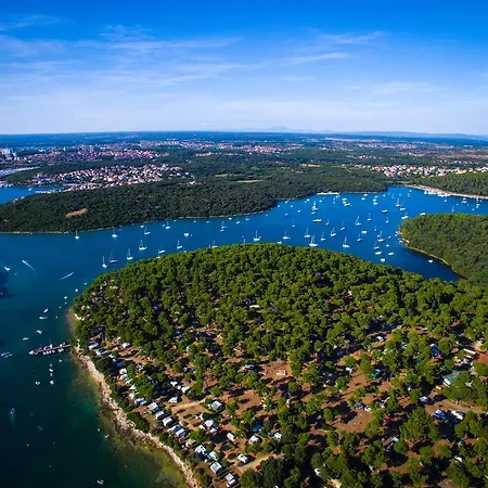 Arena Indije Mobile Homes ホリデーパーク バニョレ