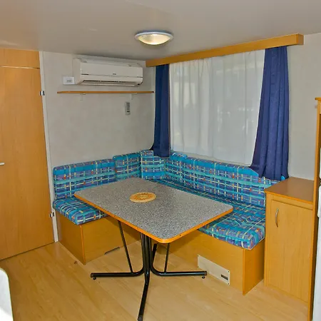 Arena Indije Mobile Homes منتزه العطل بنجول