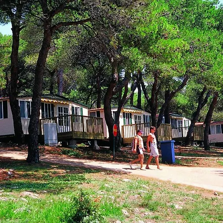 منتزه العطل Arena Indije Mobile Homes 2*