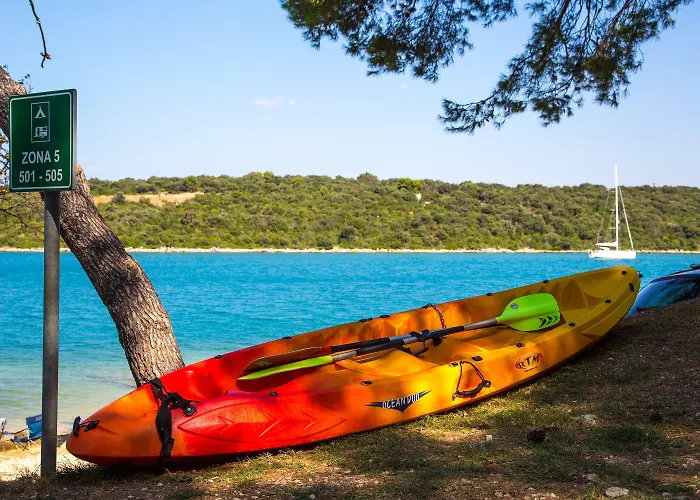 Parco vacanze Arena Indije Mobile Homes