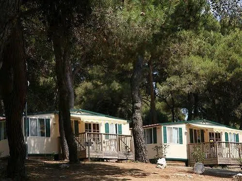 Arena Indije Mobile Homes 4* 반졸레