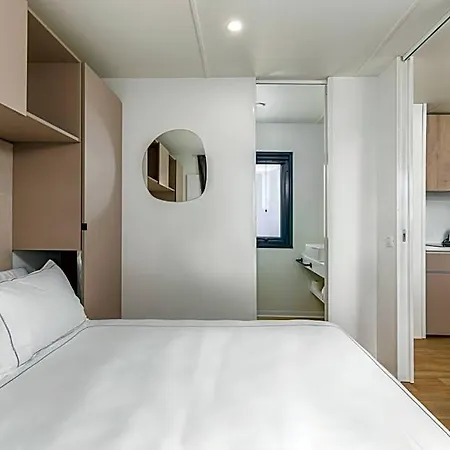 Arena Indije Mobile Homes 4* بنجول