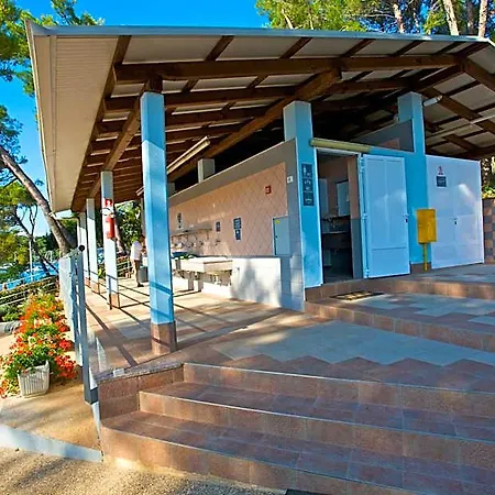 منتزه العطل Arena Indije Mobile Homes بنجول