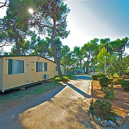 منتزه العطل Arena Indije Mobile Homes