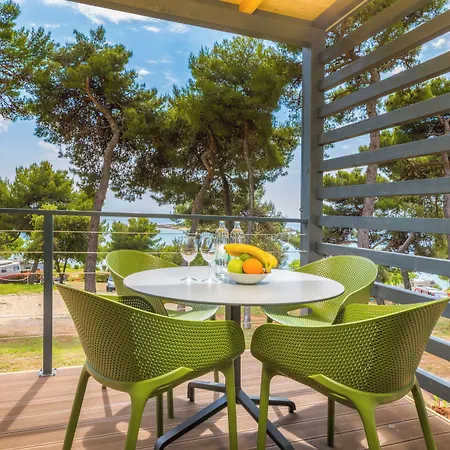 Arena Indije Mobile Homes 4* بنجول