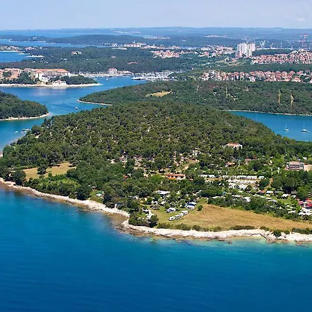 Arena Indije Mobile Homes 假日公园 4*