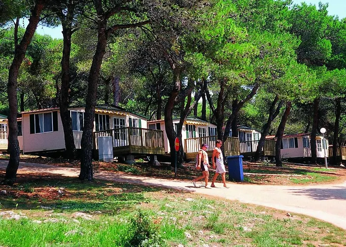 홀리데이파크 Arena Indije Mobile Homes 4*